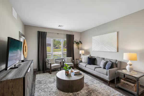 Summit Square | Luxury Apartments For Rent In Lee's Summit, MO