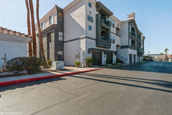Mandarina apartments with clean modern architecture and tuck under garages.