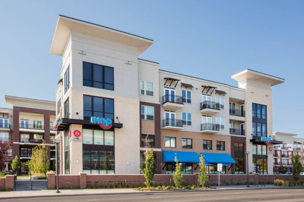 Forum Fitzsimons apartments with modern construction and restaurant spaces.